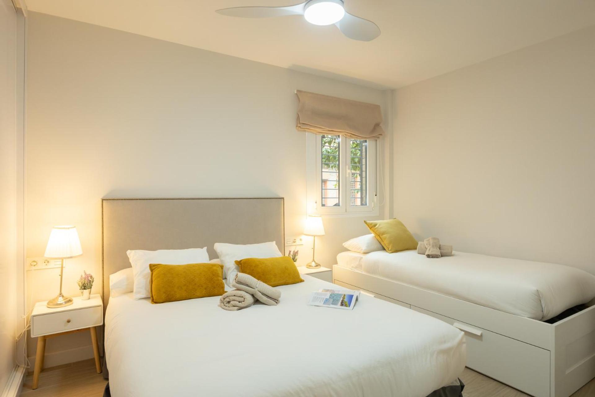 Charming Apartment With Private Patio At Plaza De Espana By Ocityzen Севилья Экстерьер фото