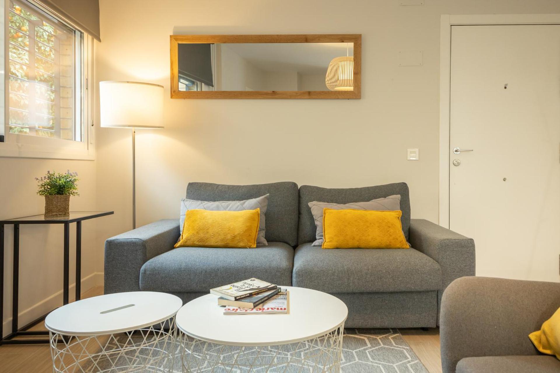 Charming Apartment With Private Patio At Plaza De Espana By Ocityzen Севилья Экстерьер фото