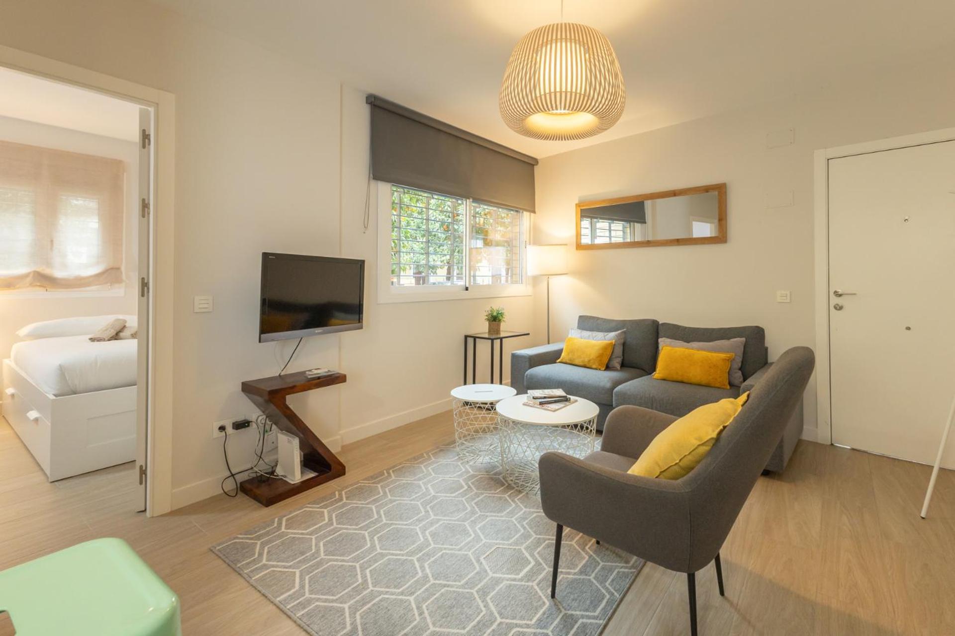 Charming Apartment With Private Patio At Plaza De Espana By Ocityzen Севилья Экстерьер фото